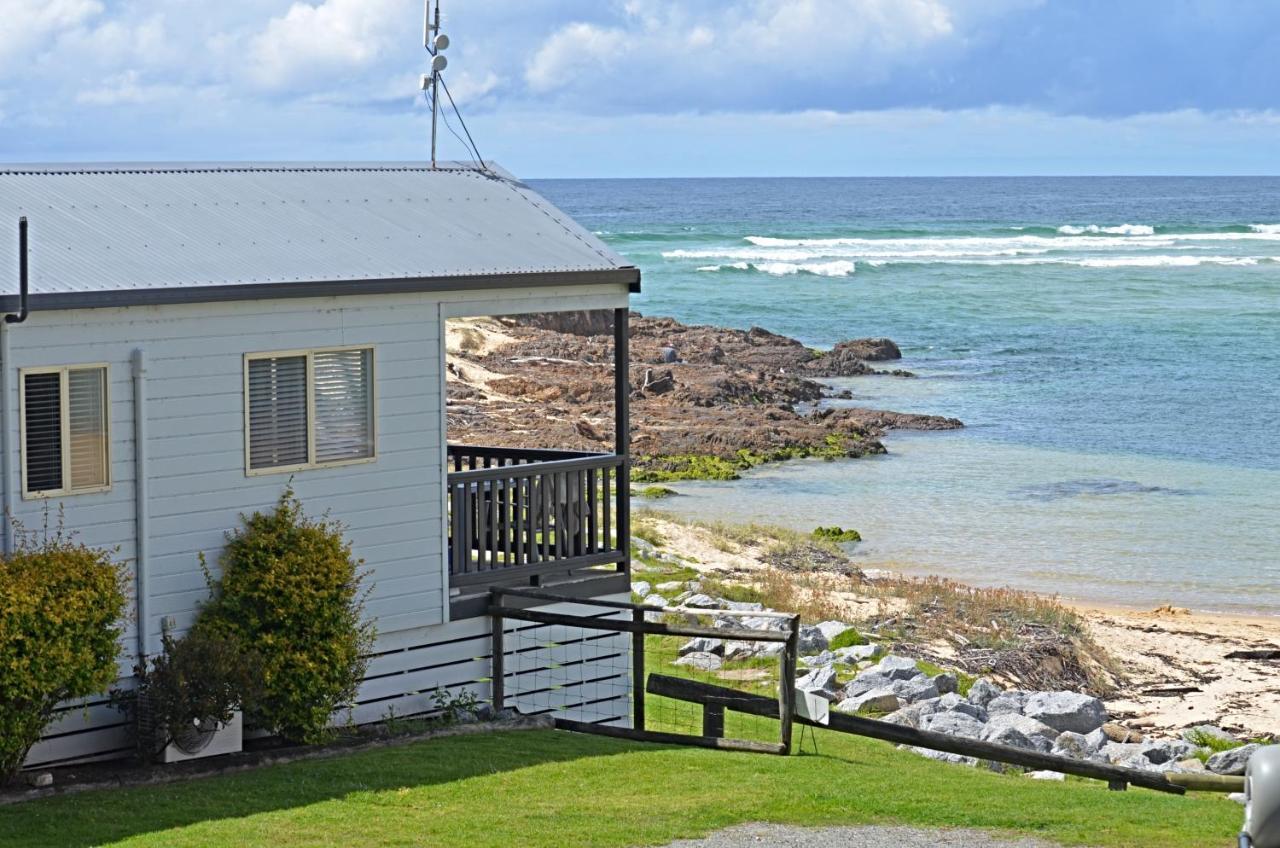 Tuross Beach Cabins & Campsites Tuross Heads Exterior photo